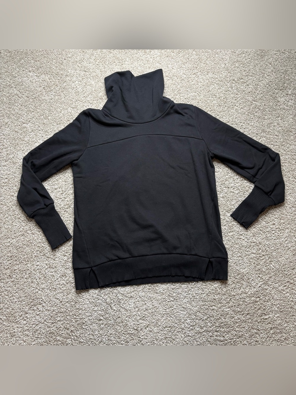 Alo Yoga Haze Funnel Neck Sweatshirt